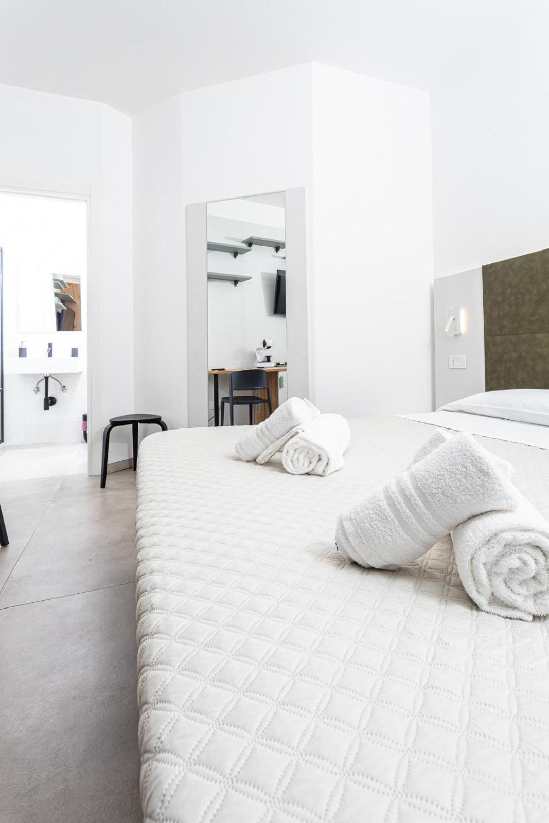 Gallo'S City Rooms 泰尔莫利 外观 照片