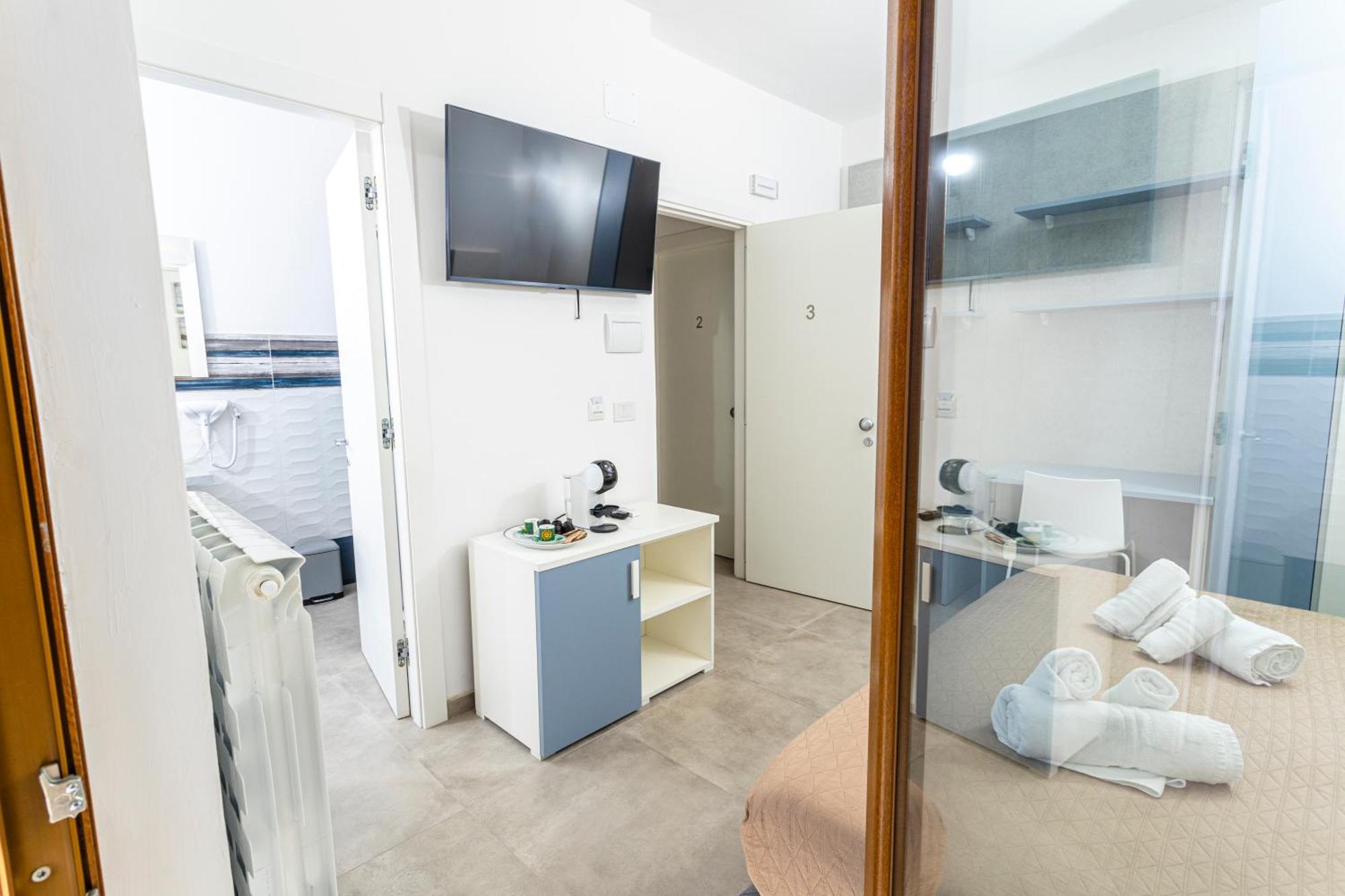Gallo'S City Rooms 泰尔莫利 外观 照片